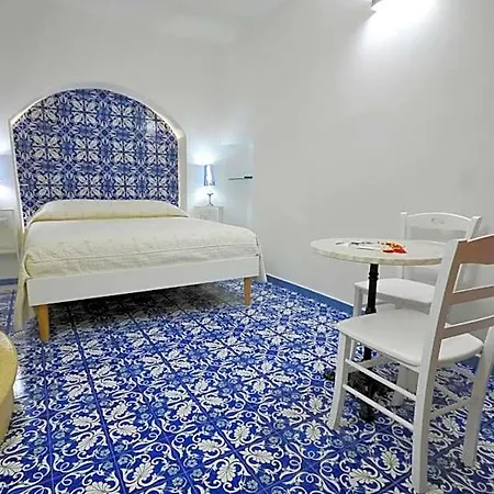 Corte Casole Bed & Breakfast 3*
